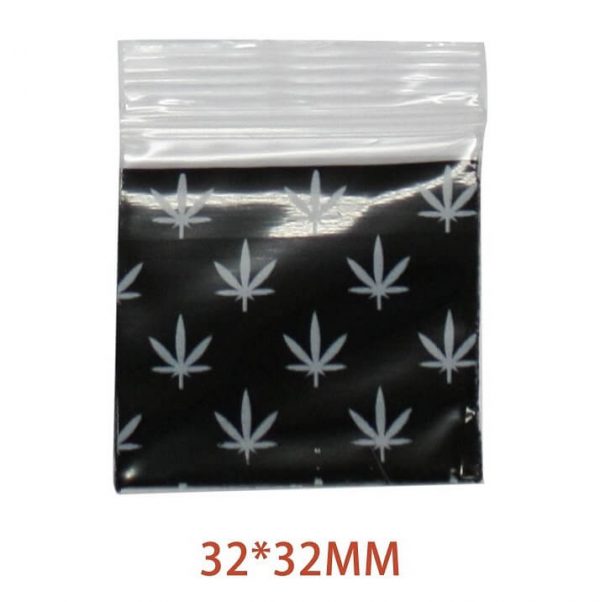 Black Happy Herb 32x32mm